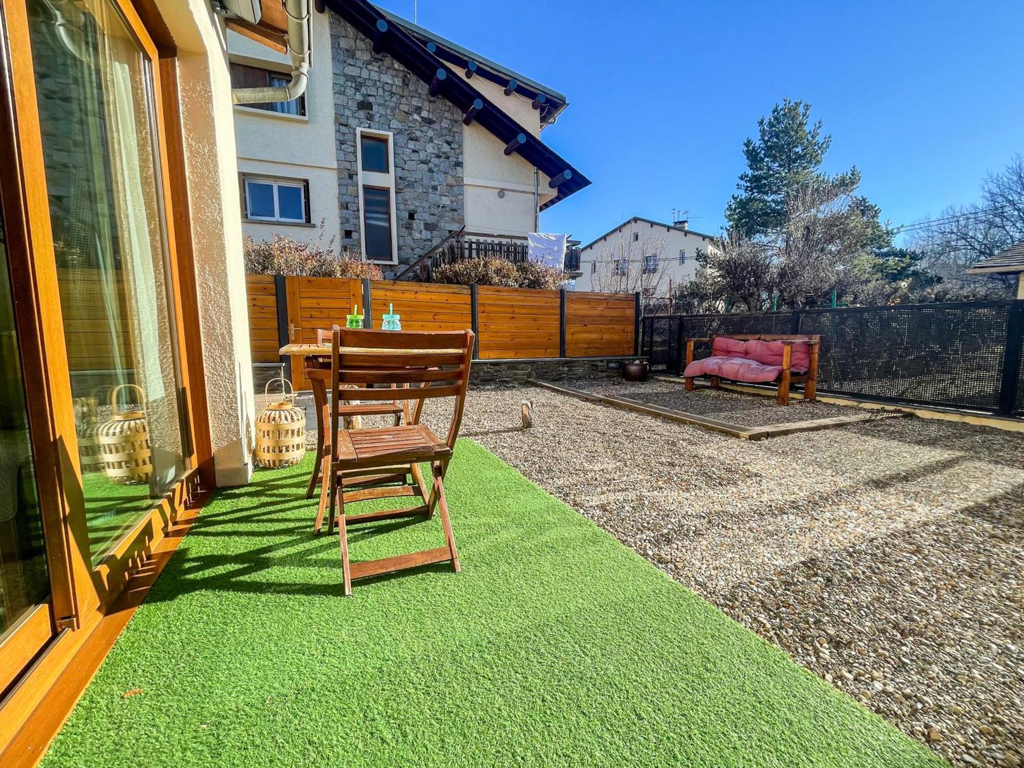 Bonita Casa. Gran Jardin. Con Wifi. Villa Бур-Мадам Екстериор снимка