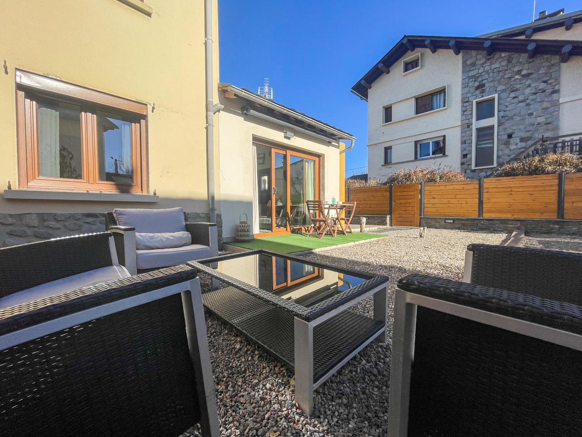 Bonita Casa. Gran Jardin. Con Wifi. Villa Бур-Мадам Екстериор снимка